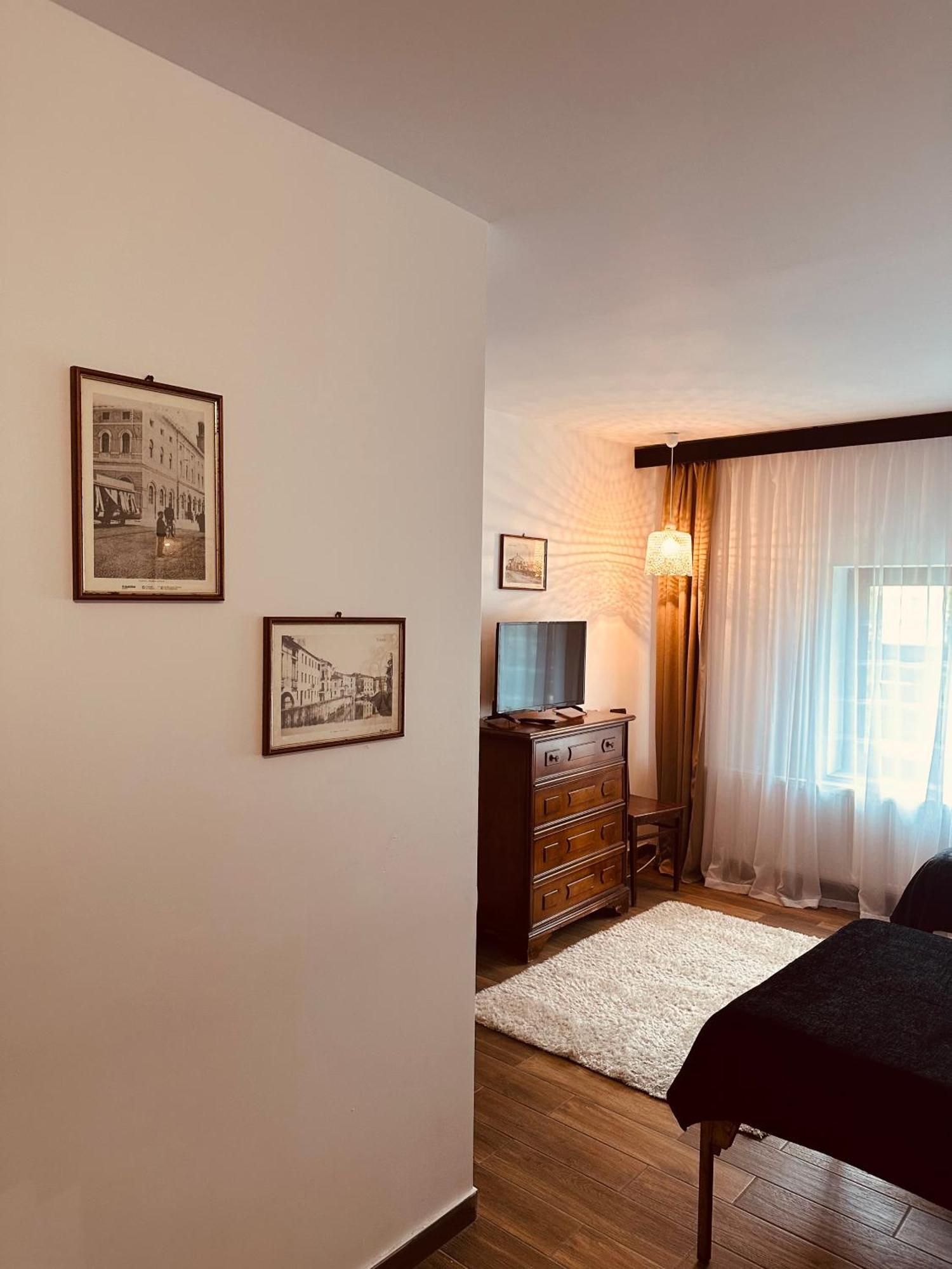 Casa Pisica Noastra Hotel Бреаза Екстериор снимка